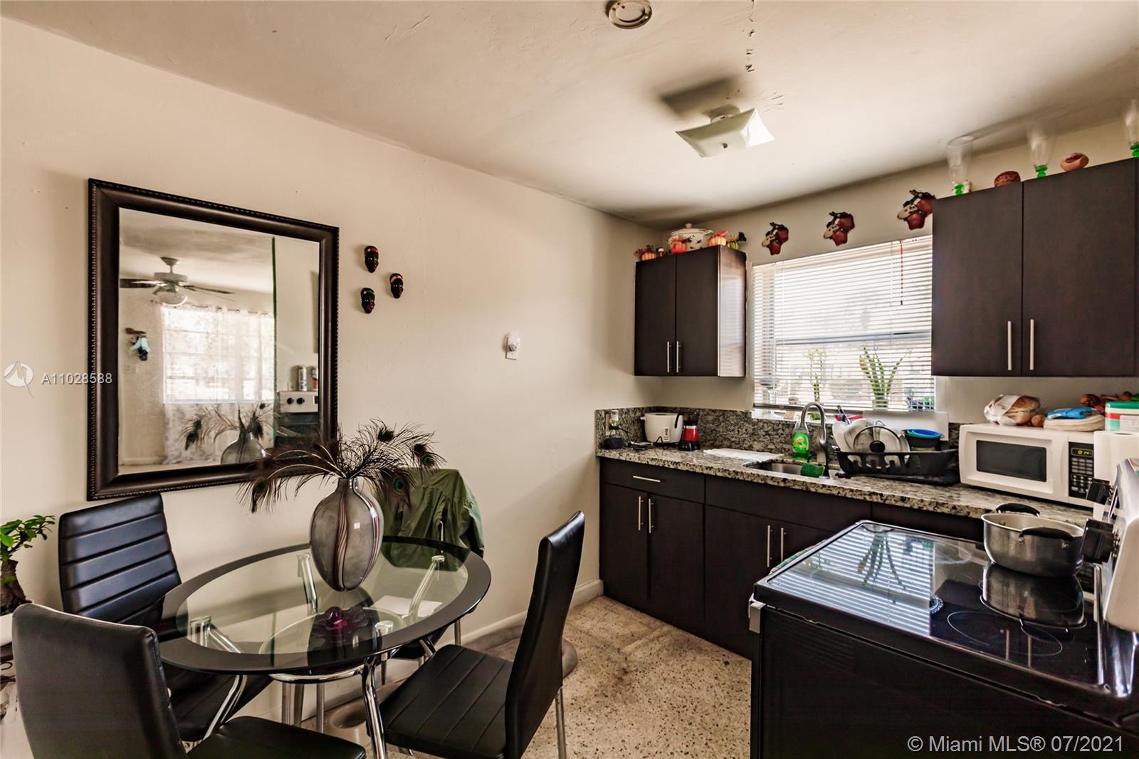 See details / 6720 sq. ft. $ 2021-04-20 0 Photo
