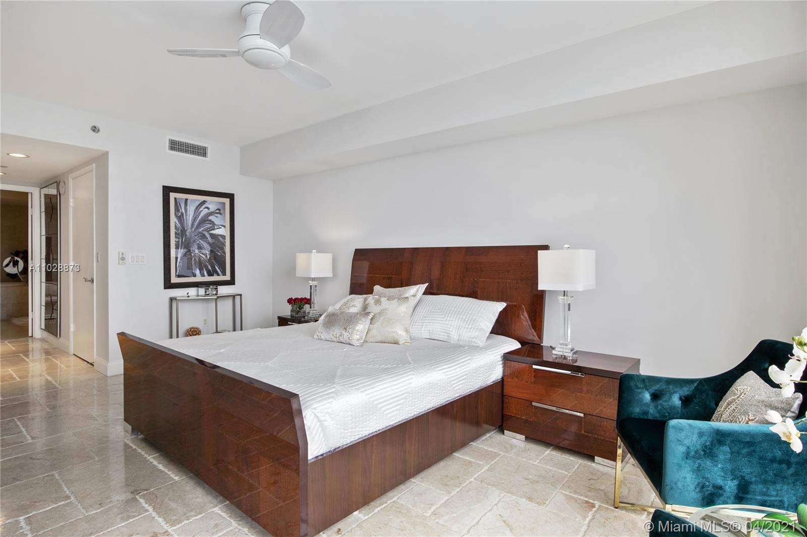 See details 1804 3 / 4 2078 sq. ft. $ 2021-04-16 0 Photo