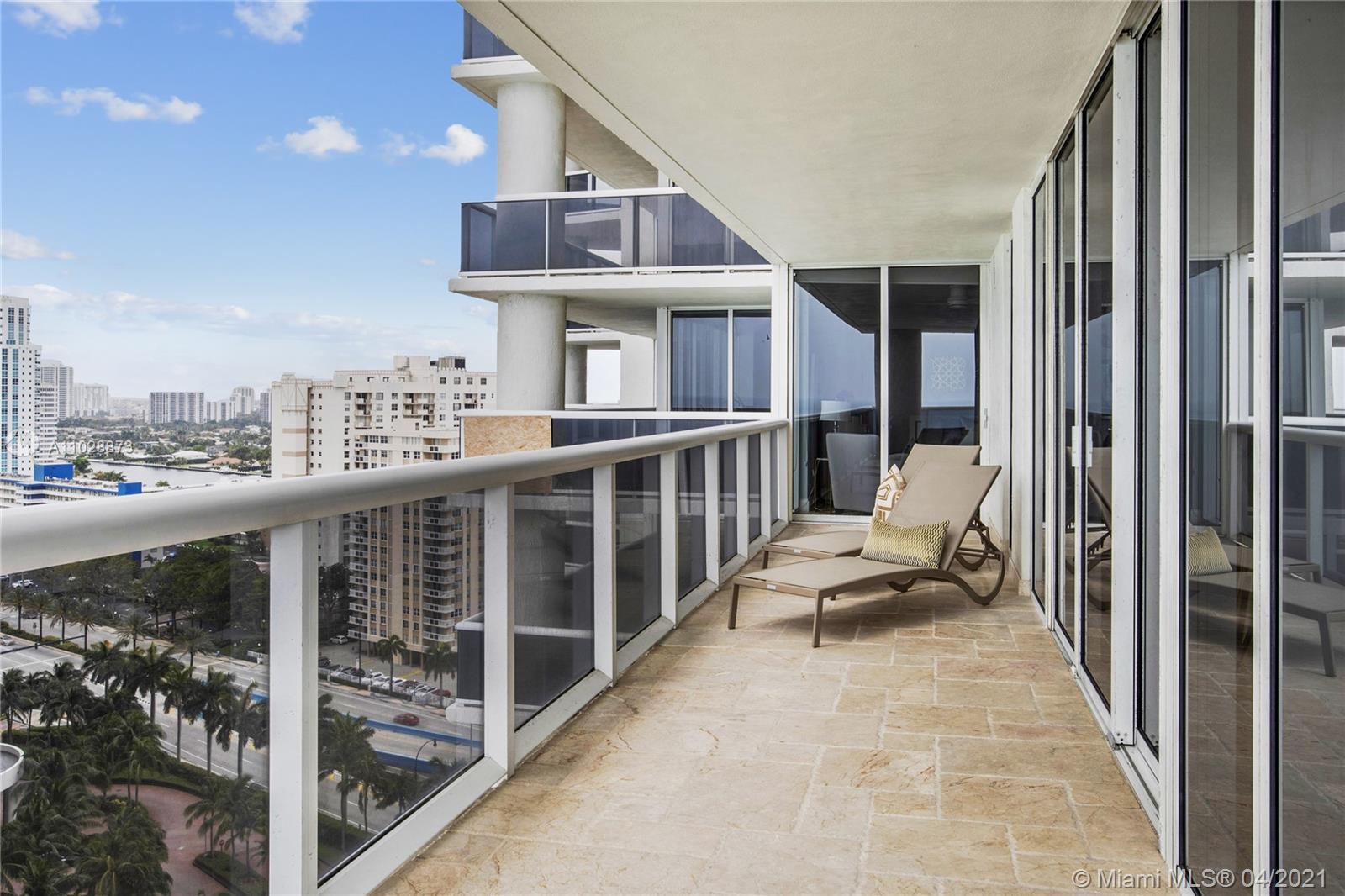 See details 1804 3 / 4 2078 sq. ft. $ 2021-04-16 0 Photo