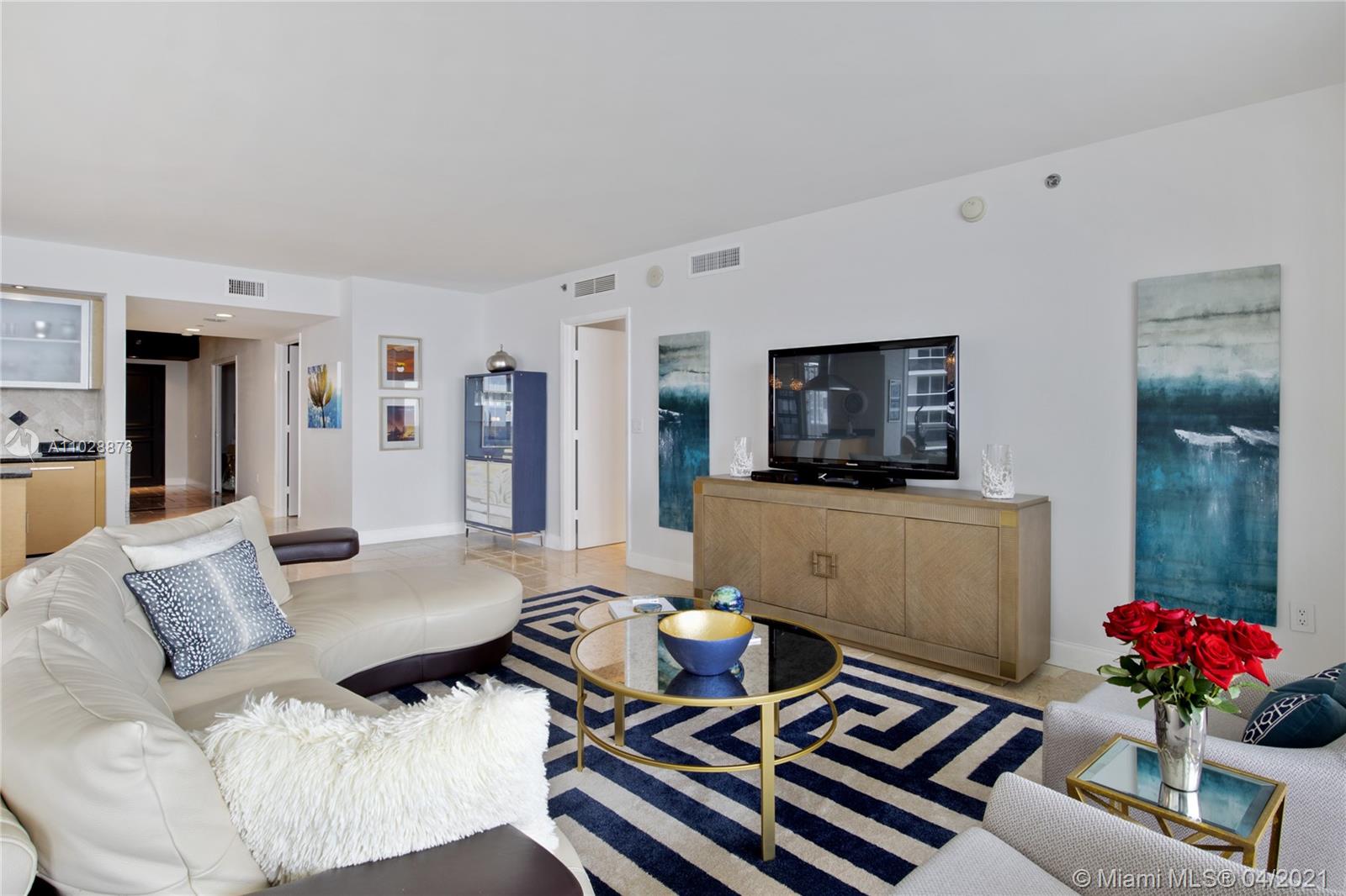 See details 1804 3 / 4 2078 sq. ft. $ 2021-04-16 0 Photo