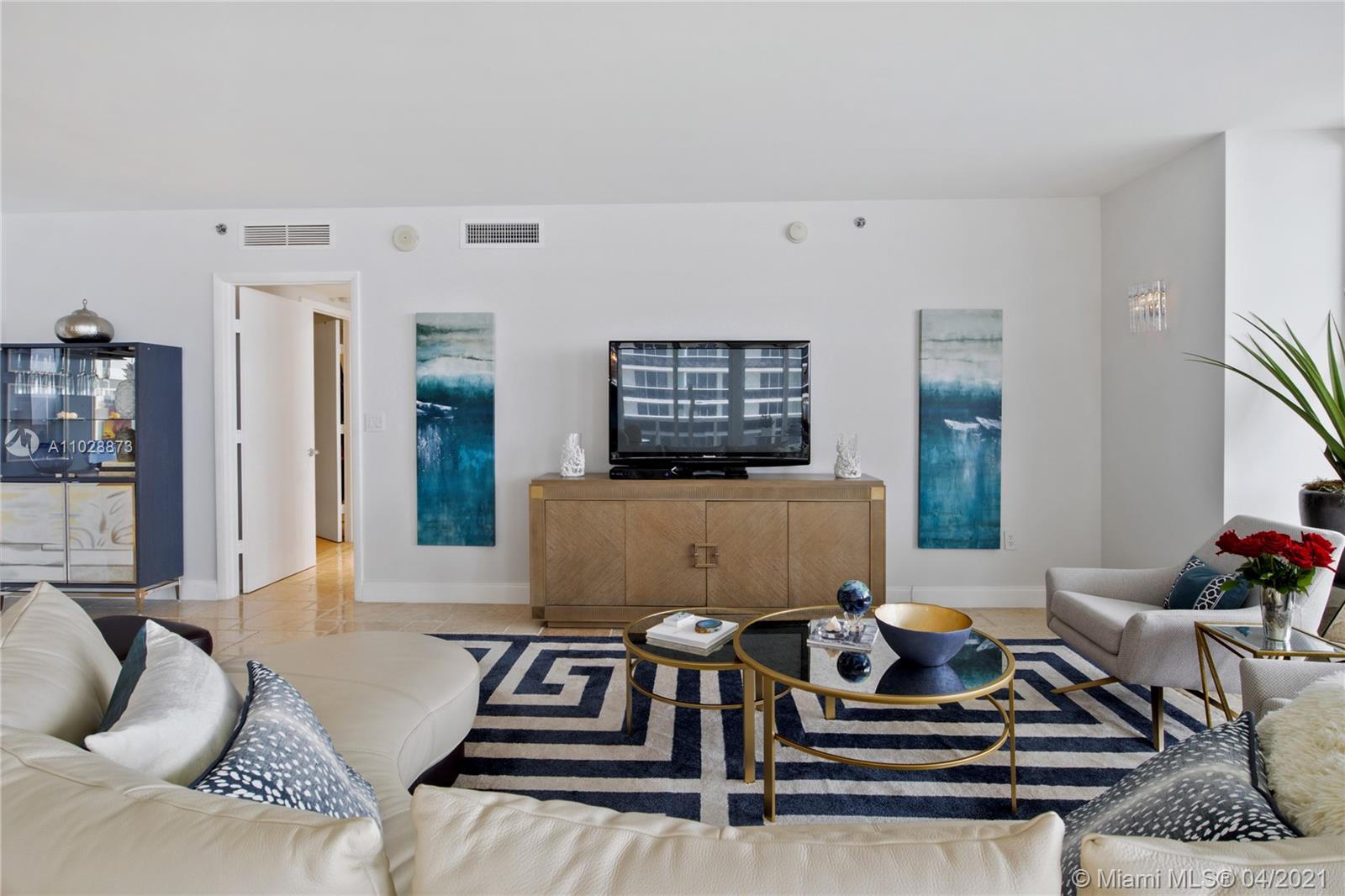 See details 1804 3 / 4 2078 sq. ft. $ 2021-04-16 0 Photo