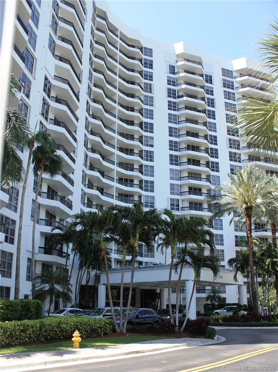 Photo of 3600 Mystic Pointe Dr #917, Aventura, Florida, 33180 - Unit View