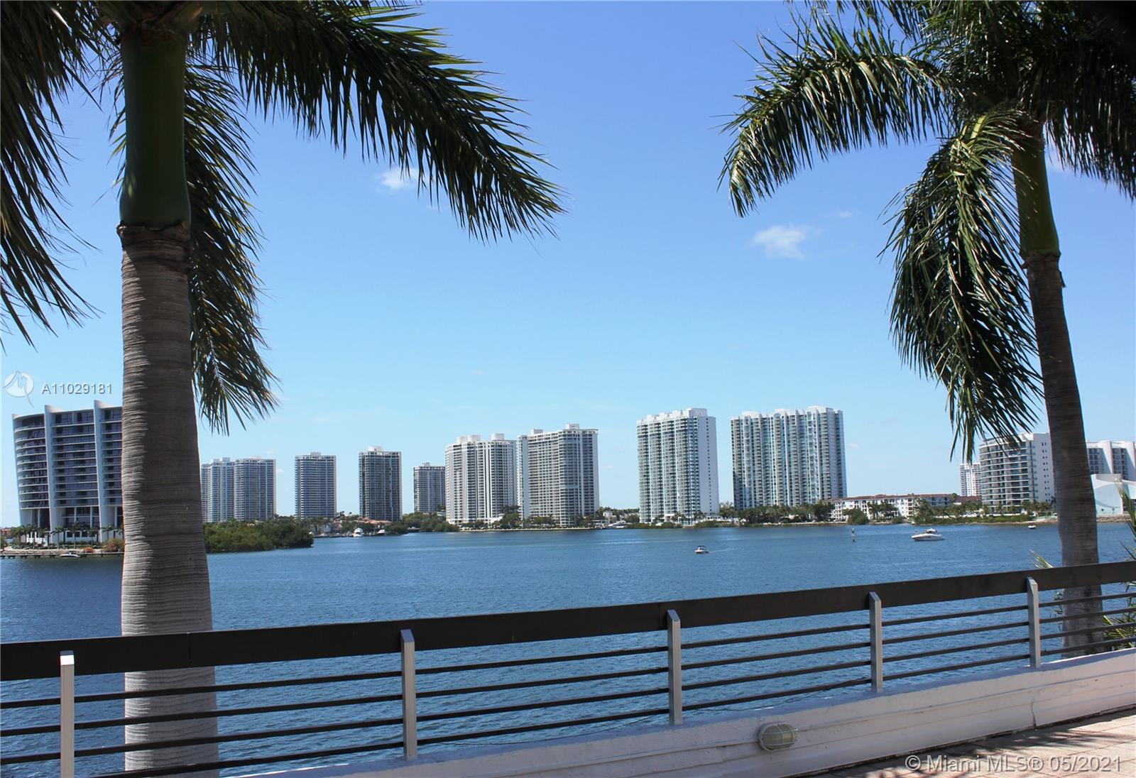 Photo of 3600 Mystic Pointe Dr #917, Aventura, Florida, 33180 - Pool area