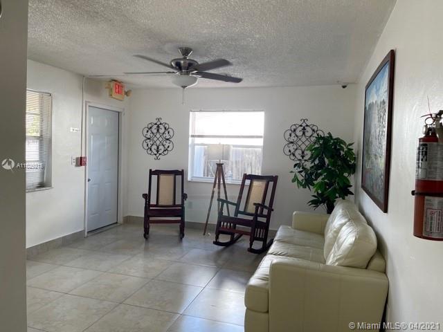 See details / sq. ft. $ 2021-04-17 0 Photo