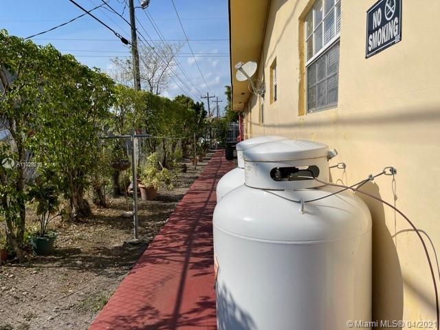 See details / sq. ft. $ 2021-04-17 0 Photo
