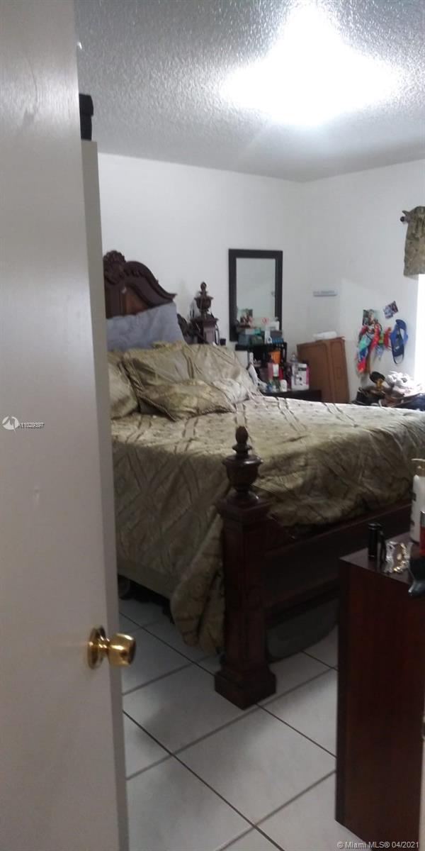 See details / 1815 sq. ft. $ 2021-04-18 0 Photo