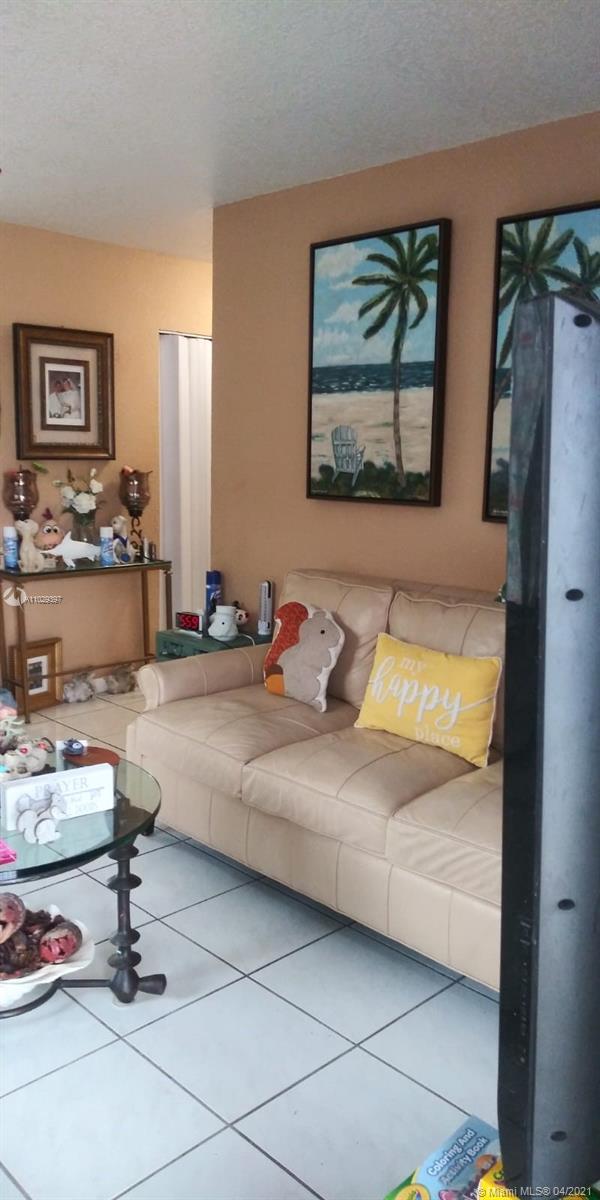 See details / 1815 sq. ft. $ 2021-04-18 0 Photo