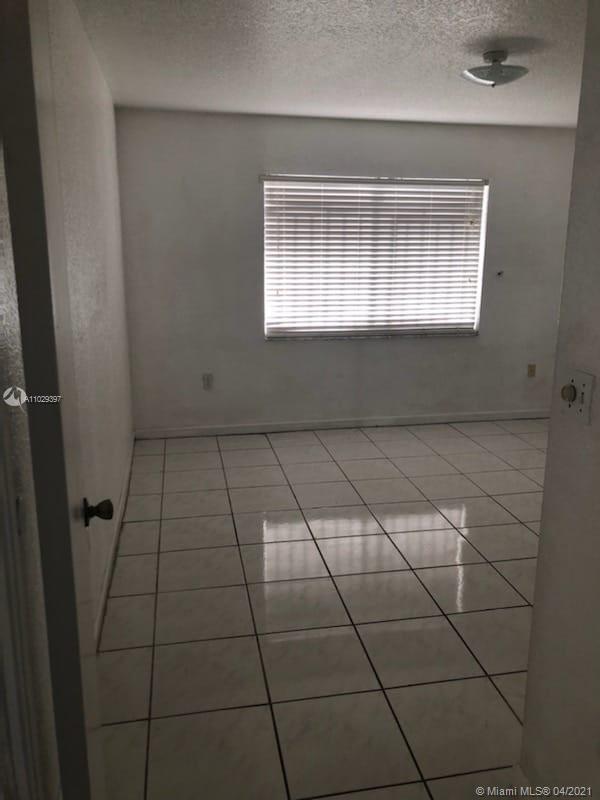 See details / 1815 sq. ft. $ 2021-04-18 0 Photo