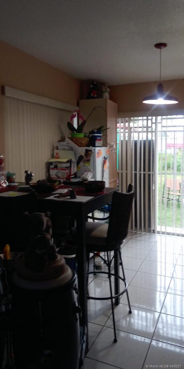 See details / 1815 sq. ft. $ 2021-04-18 0 Photo
