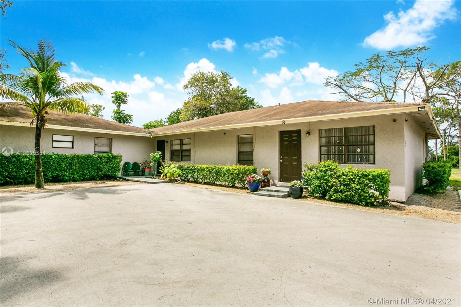 See details / 4066 sq. ft. $ 2021-04-19 0 Photo