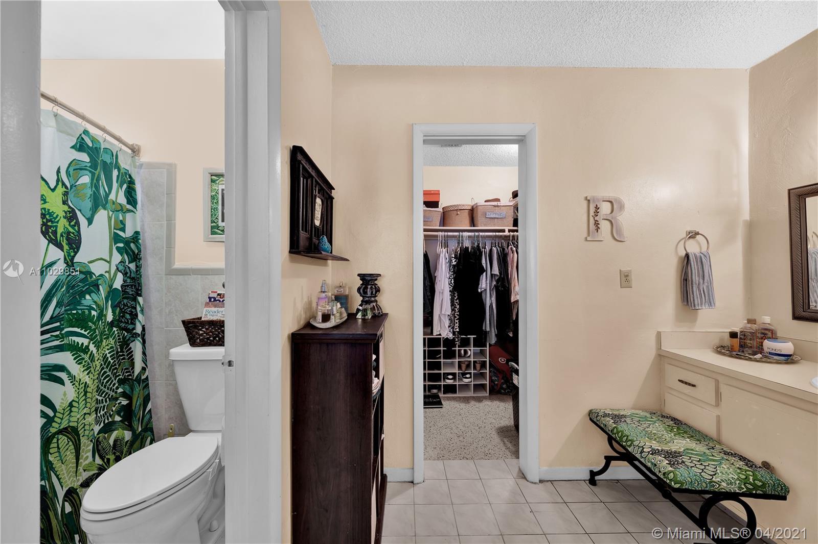 See details / 2280 sq. ft. $ 2021-04-19 0 Photo