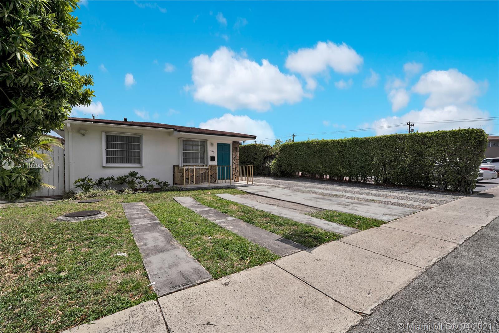See details / 2280 sq. ft. $ 2021-04-19 0 Photo