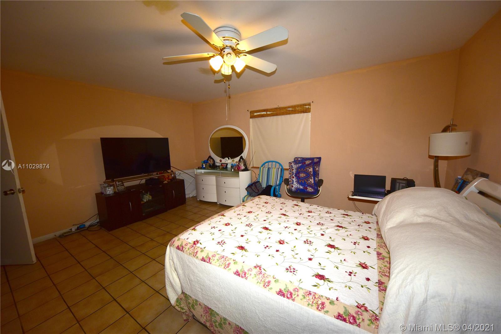 See details / 2666 sq. ft. $ 2021-04-19 0 Photo