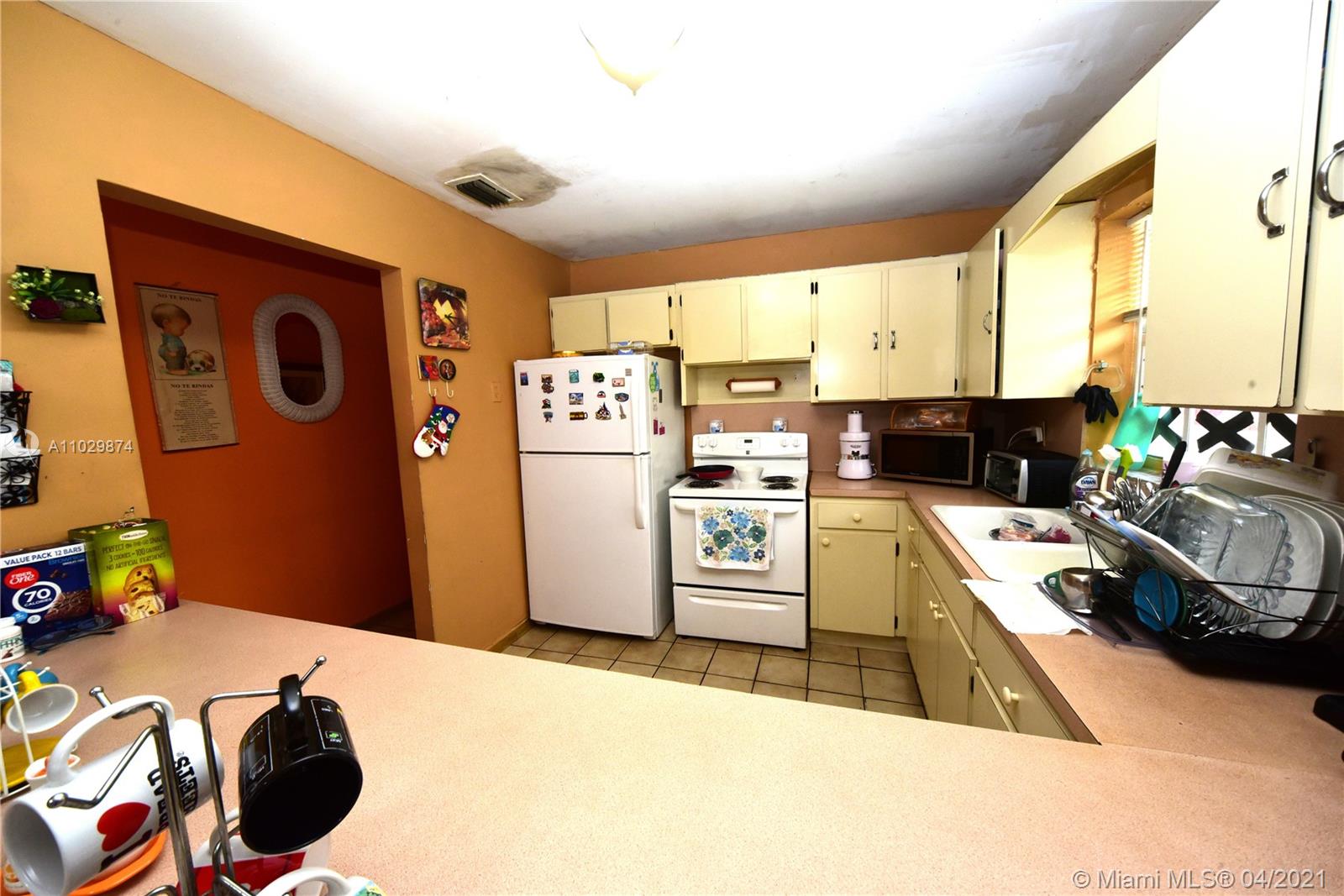 See details / 2666 sq. ft. $ 2021-04-19 0 Photo