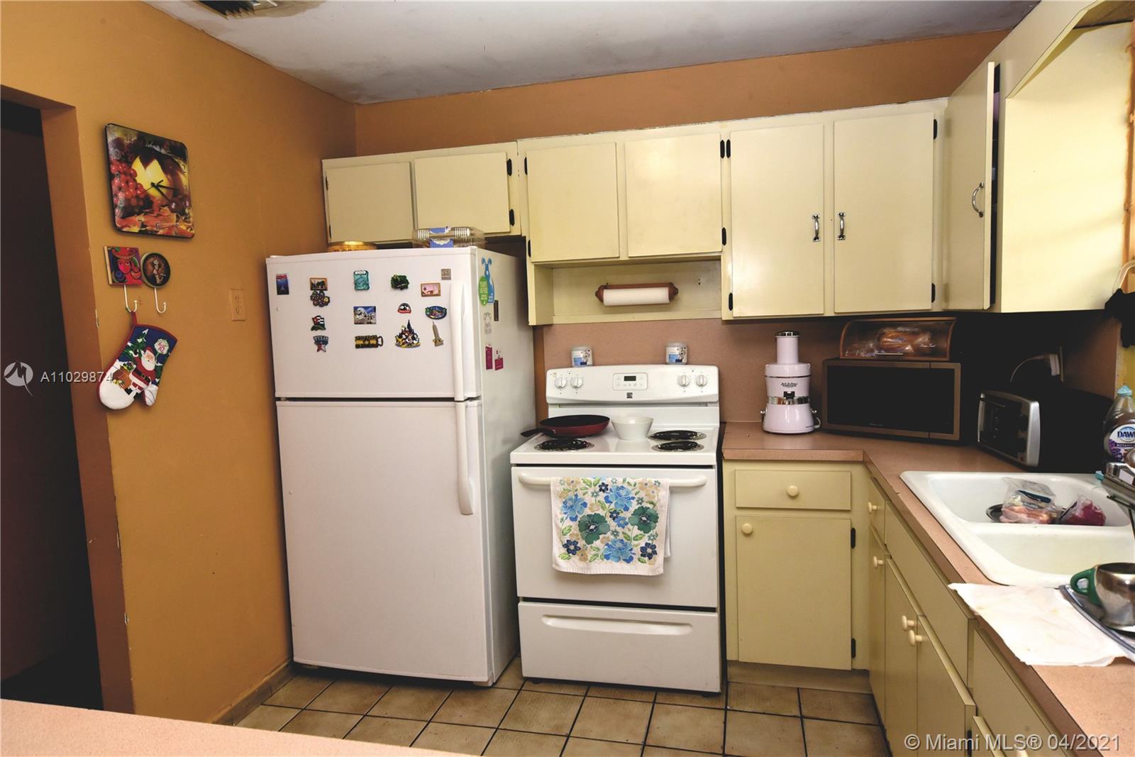 See details / 2666 sq. ft. $ 2021-04-19 0 Photo