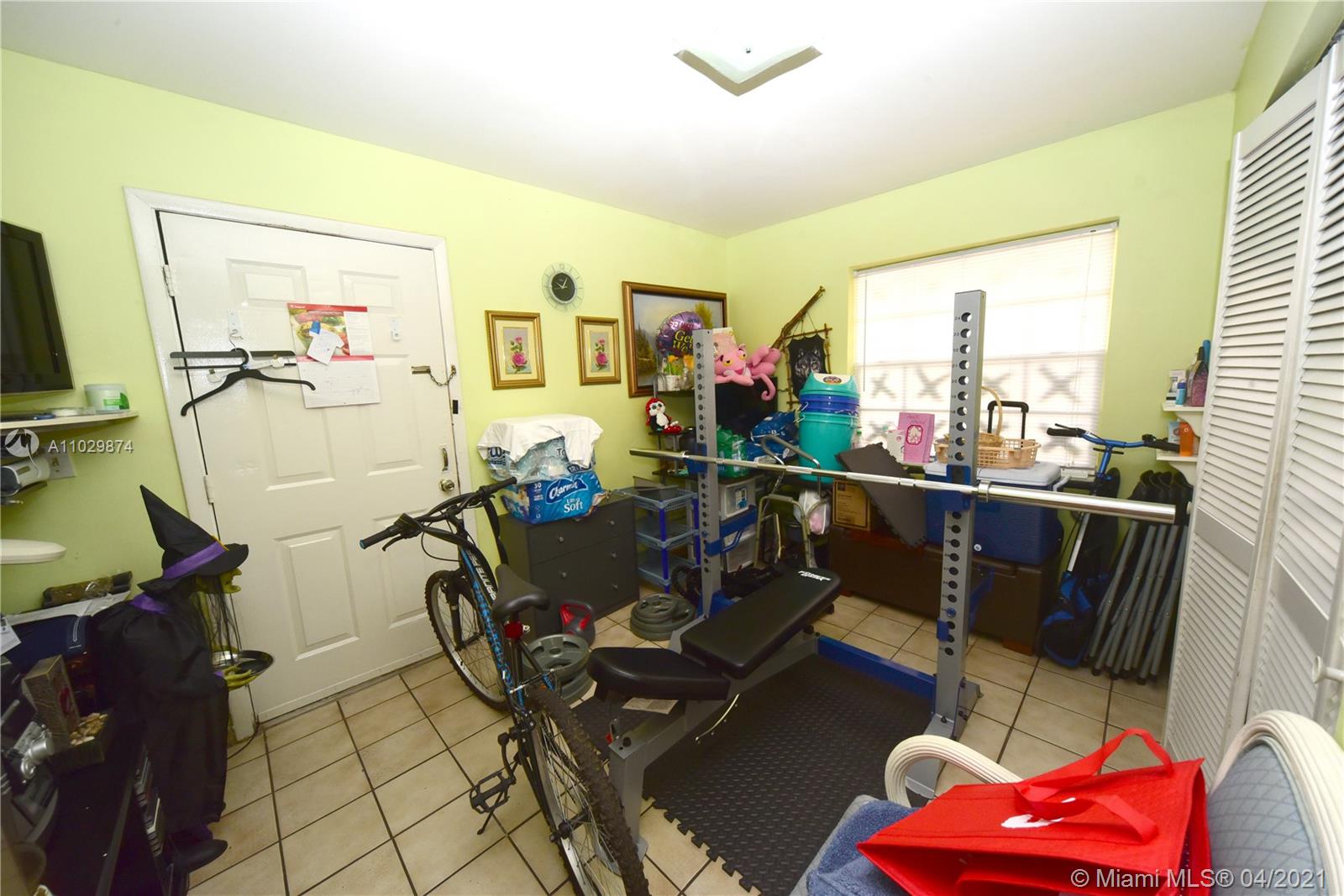 See details / 2666 sq. ft. $ 2021-04-19 0 Photo