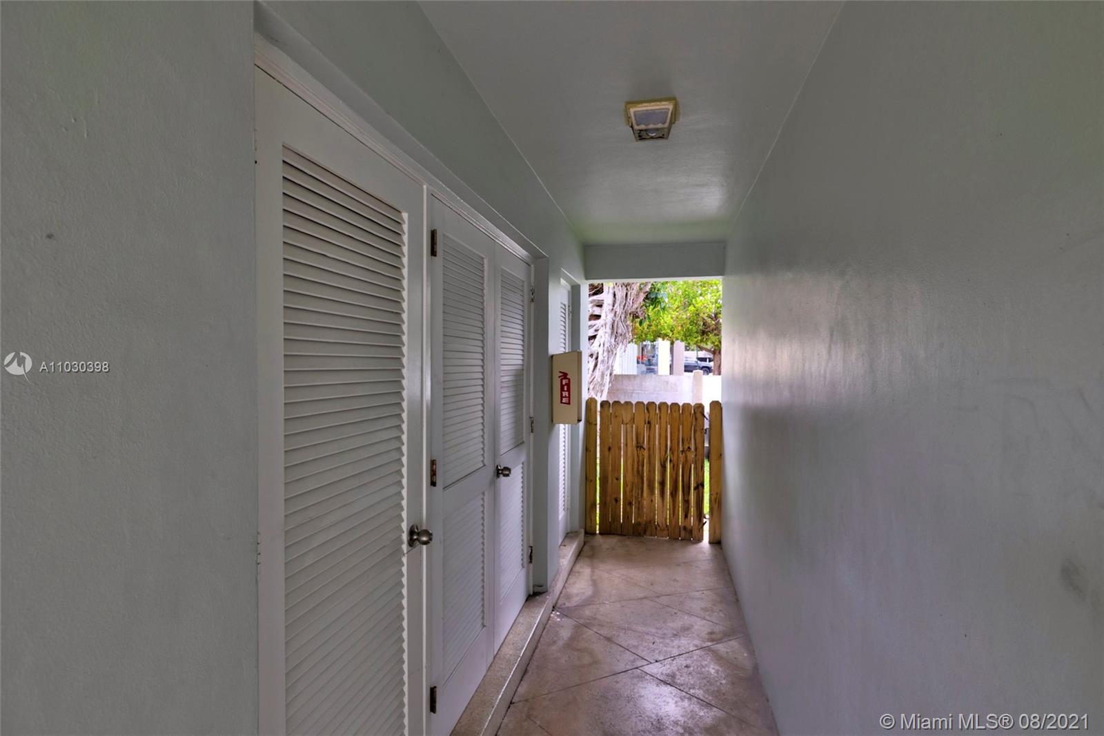 See details / 2760 sq. ft. $ 2021-04-20 0 Photo