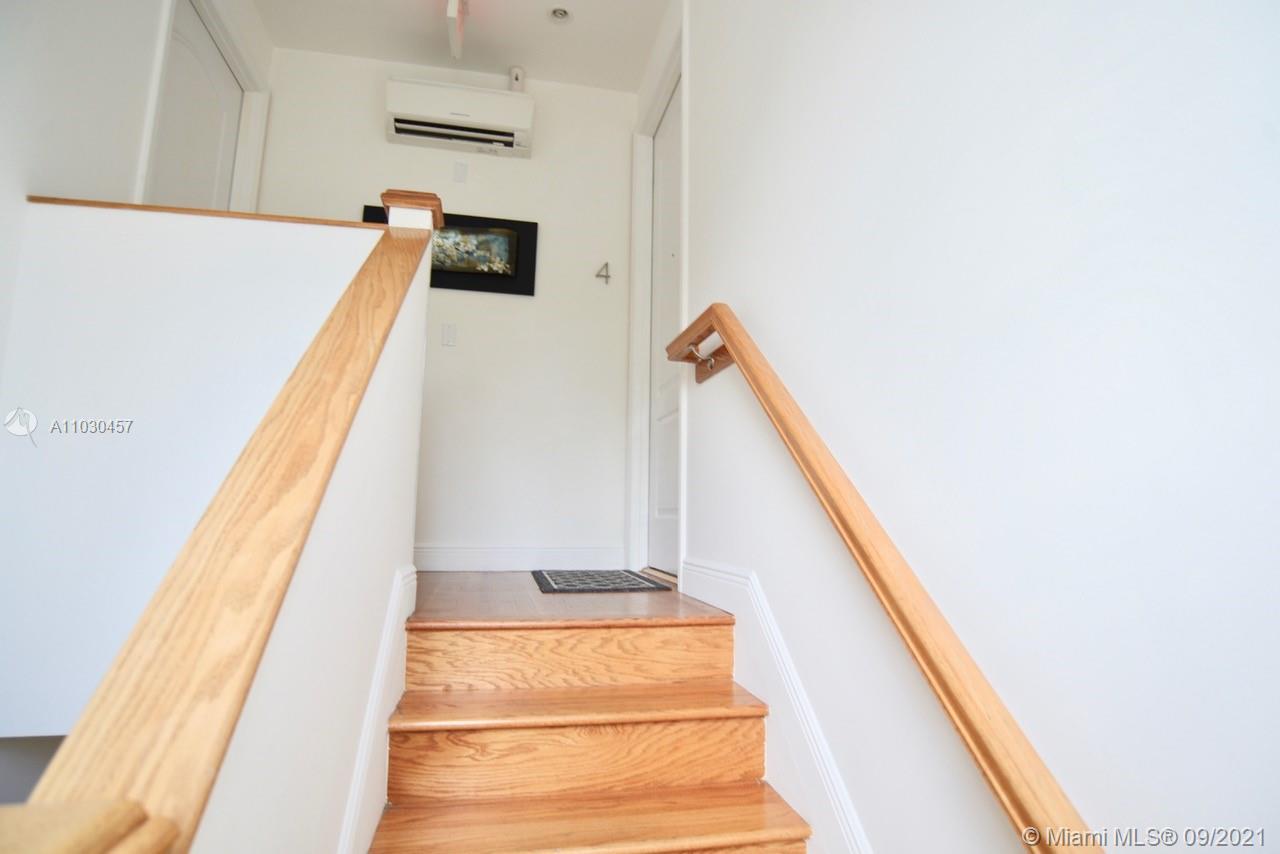 See details / 5082 sq. ft. $ 2021-04-20 0 Photo