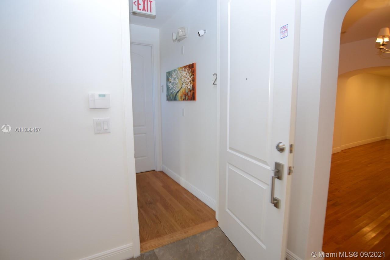 See details / 5082 sq. ft. $ 2021-04-20 0 Photo