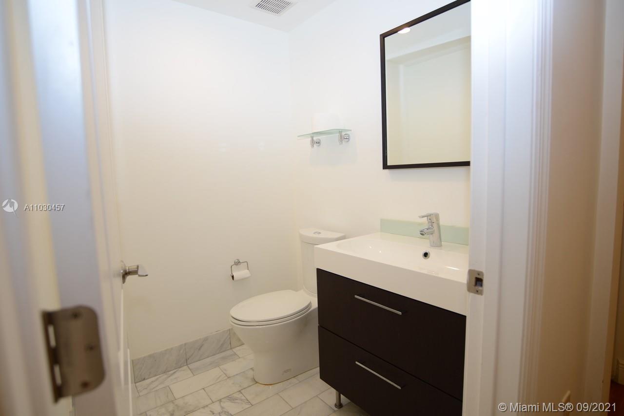 See details / 5082 sq. ft. $ 2021-04-20 0 Photo