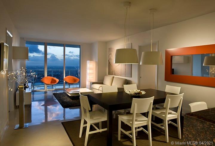 Ver detalles 4107 3 / 3 1571 sq. ft. $ 2021-05-28 0 foto