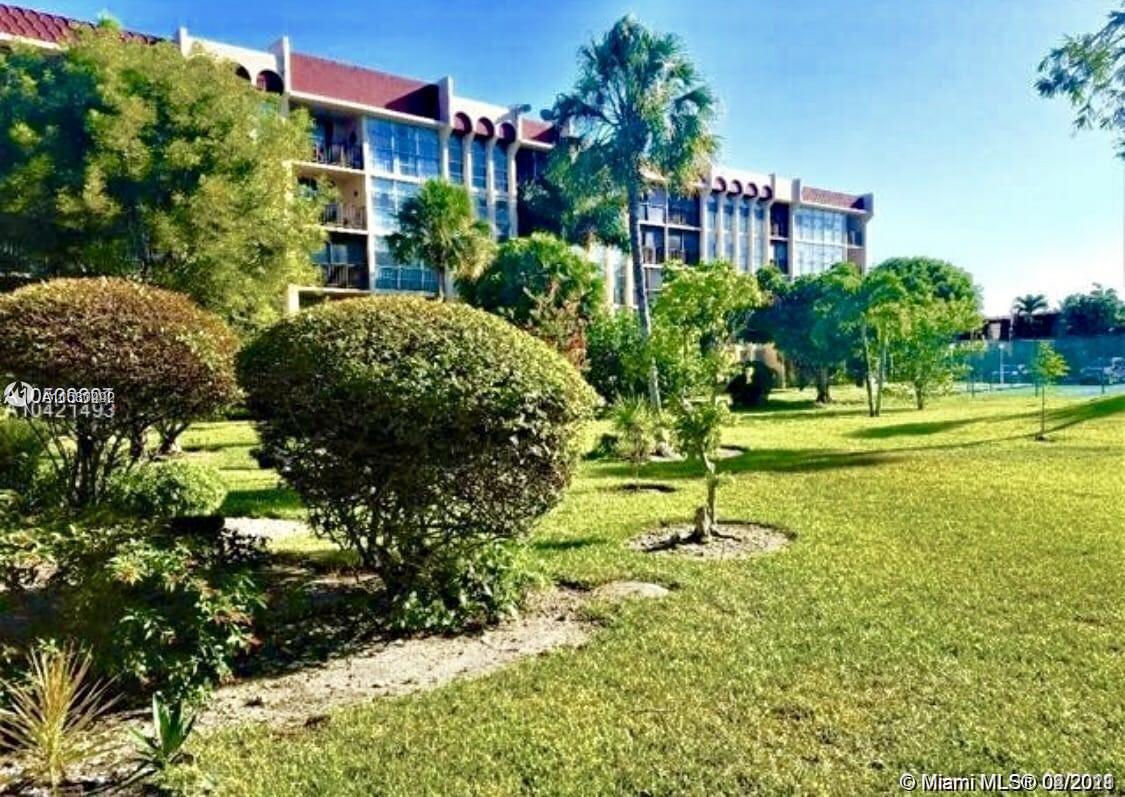 Photo of 2001 Atlantic Shores Blvd #108, Hallandale Beach, Florida, 33009 -