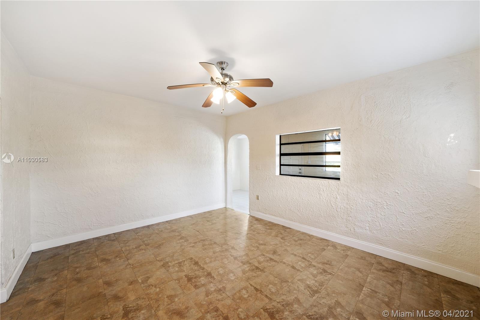 See details / 1813 sq. ft. $ 2021-04-20 0 Photo