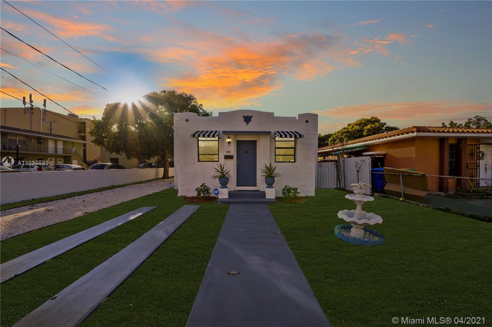 See details / 1813 sq. ft. $ 2021-04-20 0 Photo