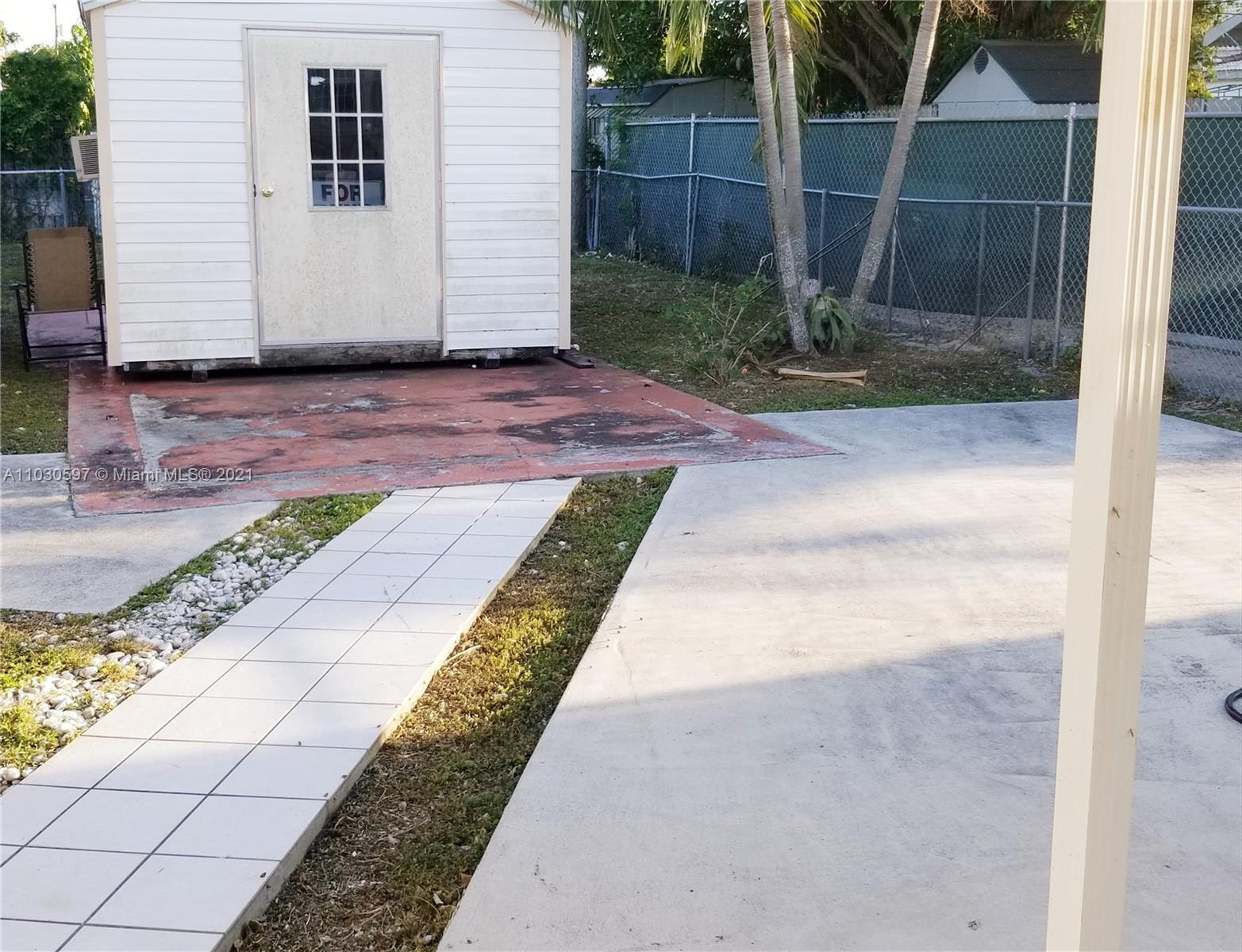 See details / 1560 sq. ft. $ 2021-05-04 0 Photo