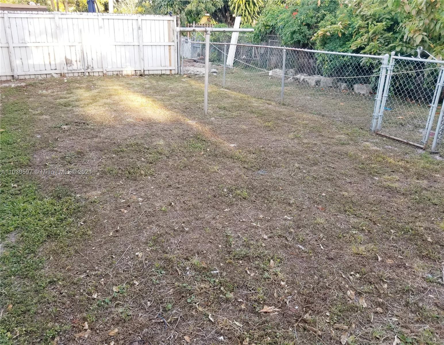 See details / 1560 sq. ft. $ 2021-05-04 0 Photo