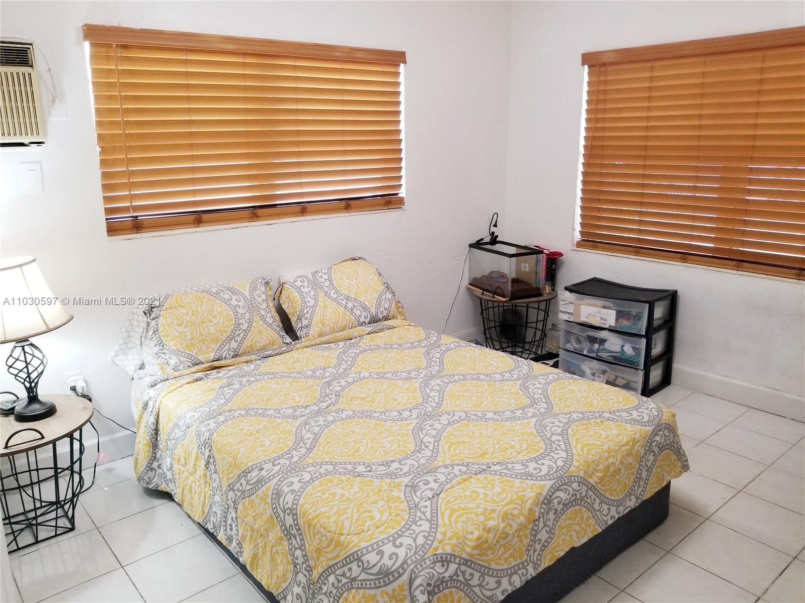 See details / 1560 sq. ft. $ 2021-05-04 0 Photo