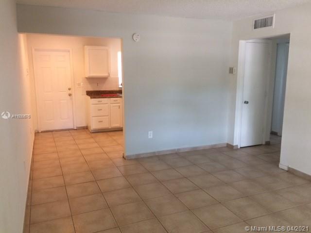 See details / 1781 sq. ft. $ 2021-04-20 0 Photo