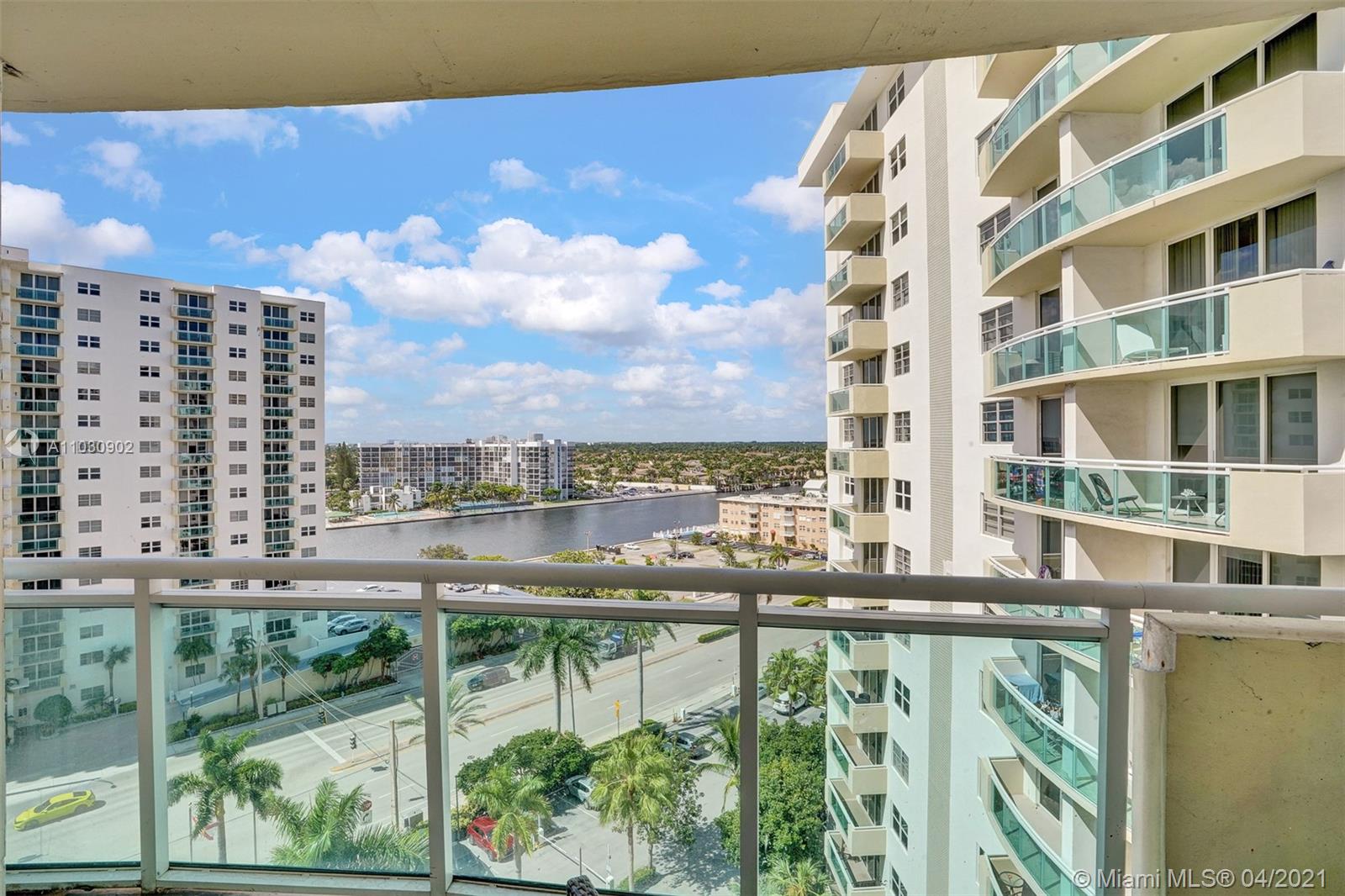 Photo of 3001 Ocean Dr #1033, Hollywood, Florida, 33019 -
