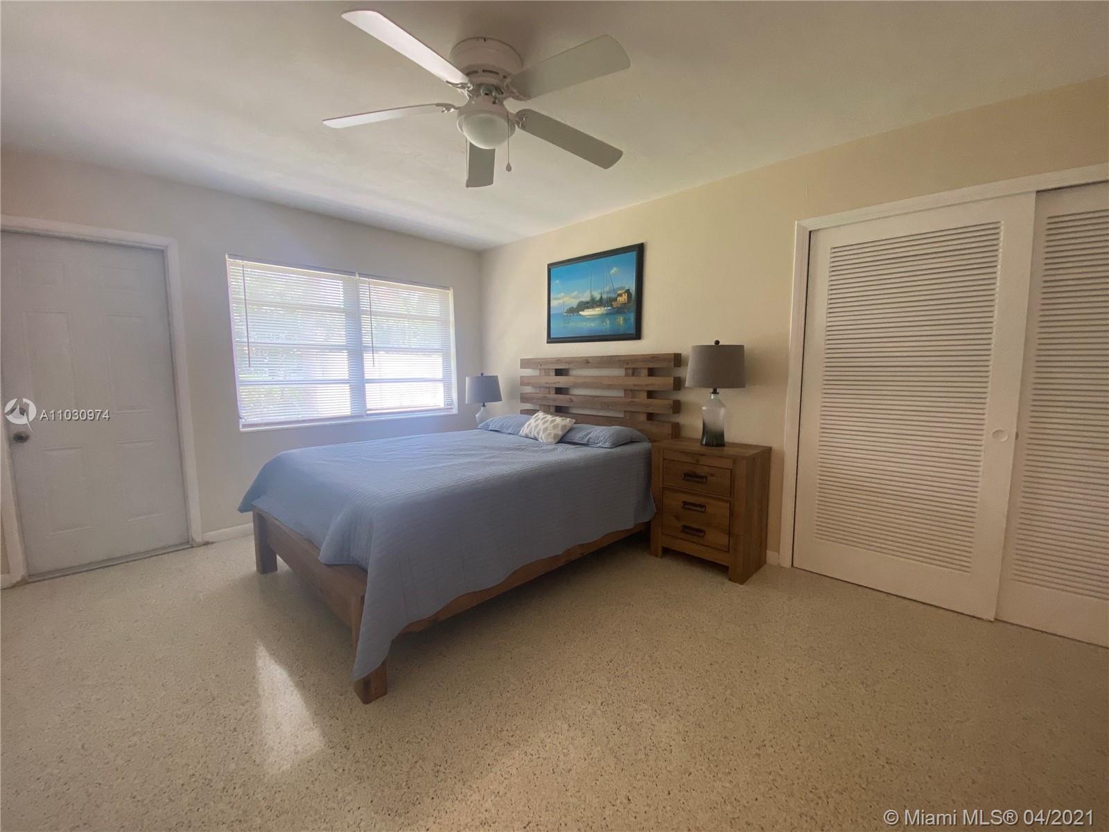 See details / 2421 sq. ft. $ 2021-04-21 0 Photo