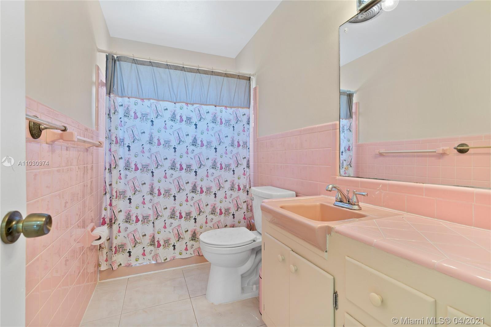 See details / 2421 sq. ft. $ 2021-04-21 0 Photo