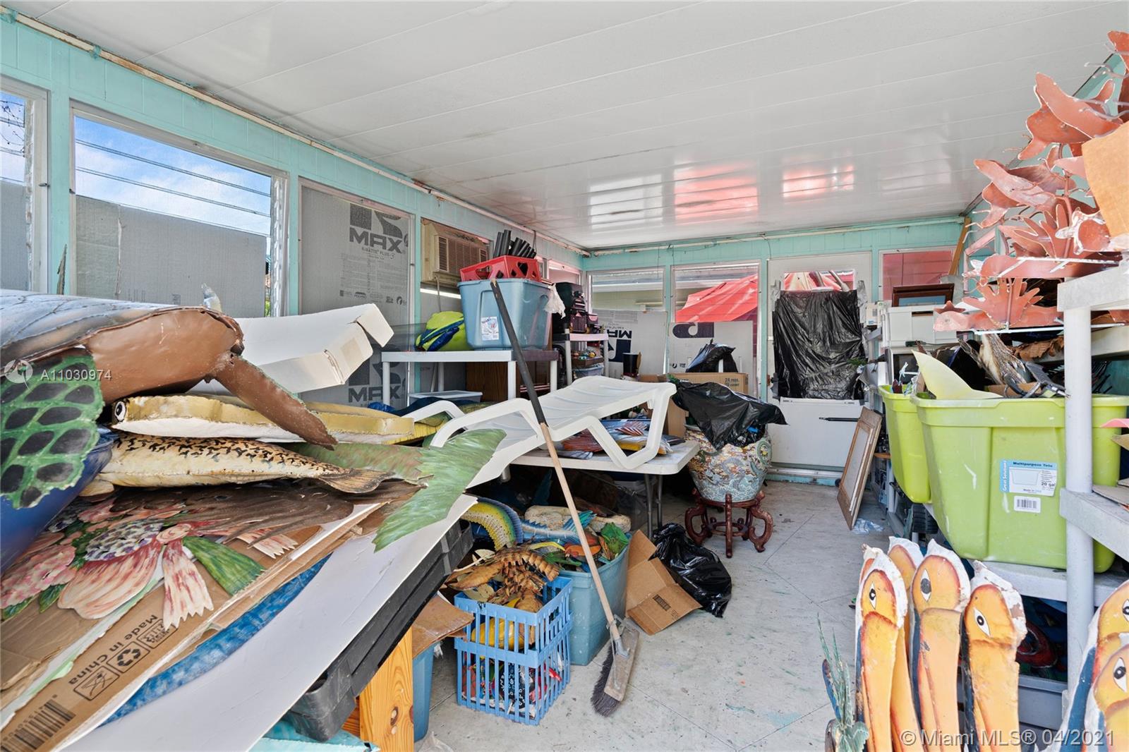 See details / 2421 sq. ft. $ 2021-04-21 0 Photo