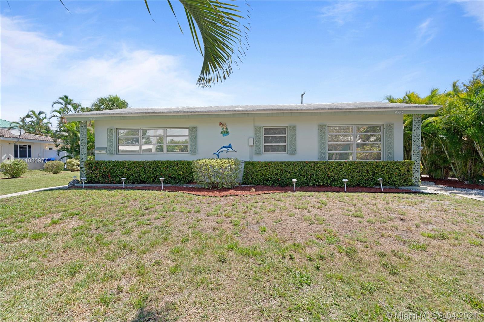 See details / 2421 sq. ft. $ 2021-04-21 0 Photo