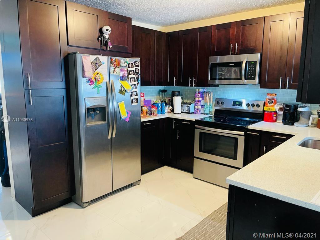 See details / 2609 sq. ft. $ 2021-04-21 0 Photo