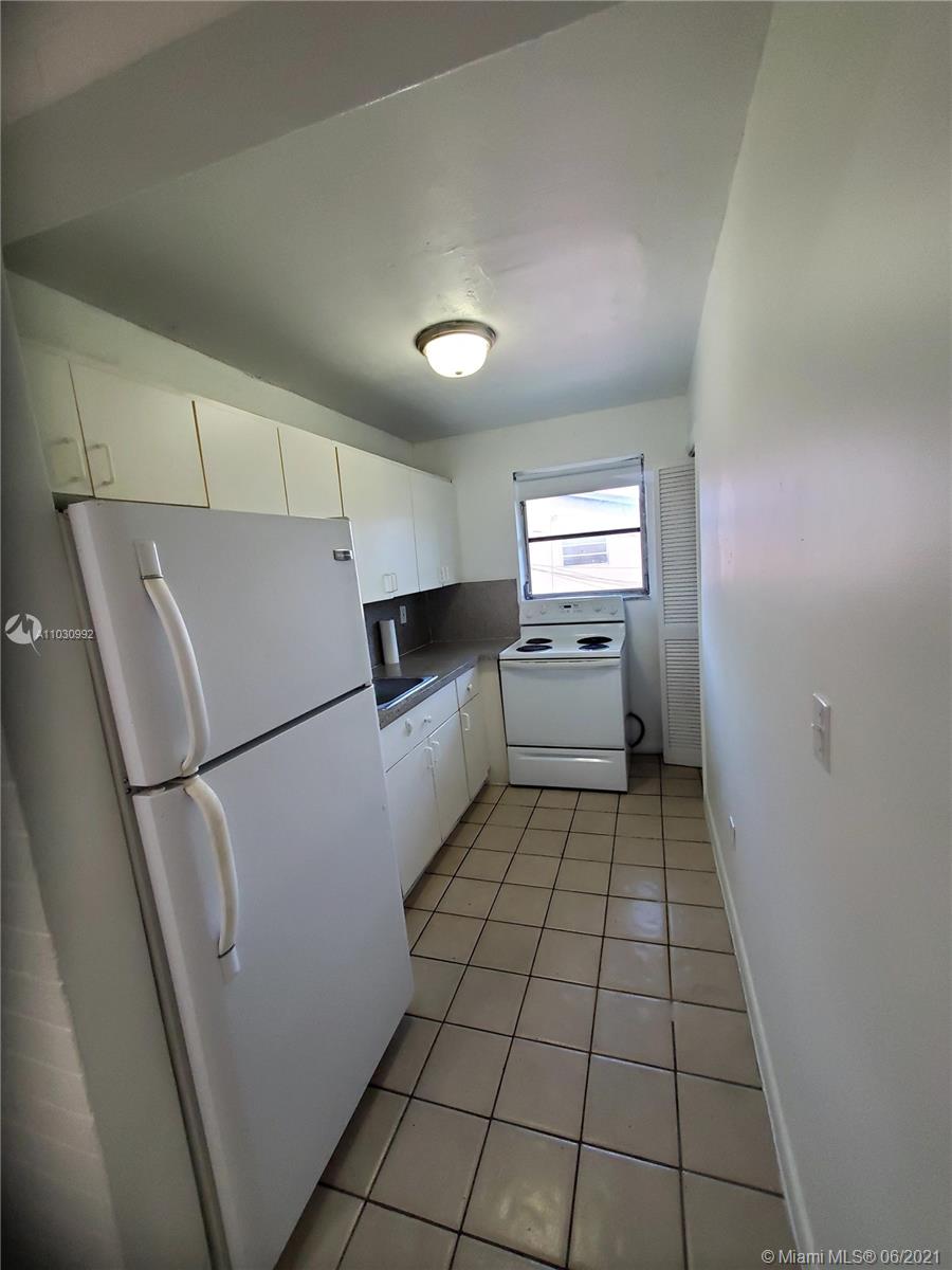 See details / 2986 sq. ft. $ 2021-04-21 0 Photo