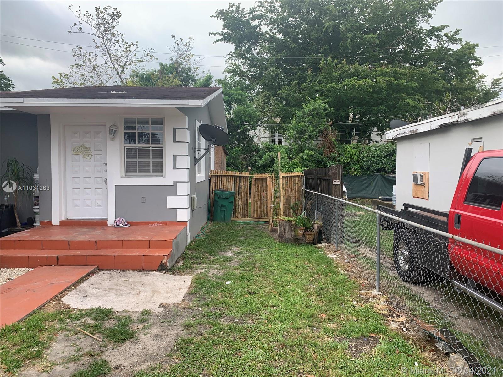 See details / 1915 sq. ft. $ 2021-04-21 0 Photo