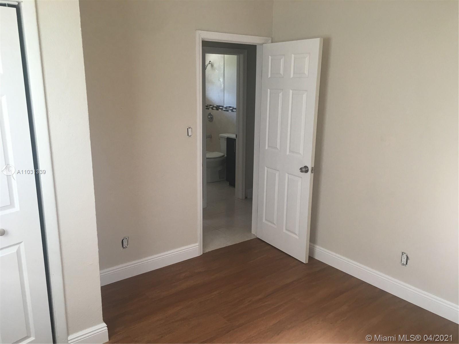 See details / 1897 sq. ft. $ 2021-04-21 0 Photo