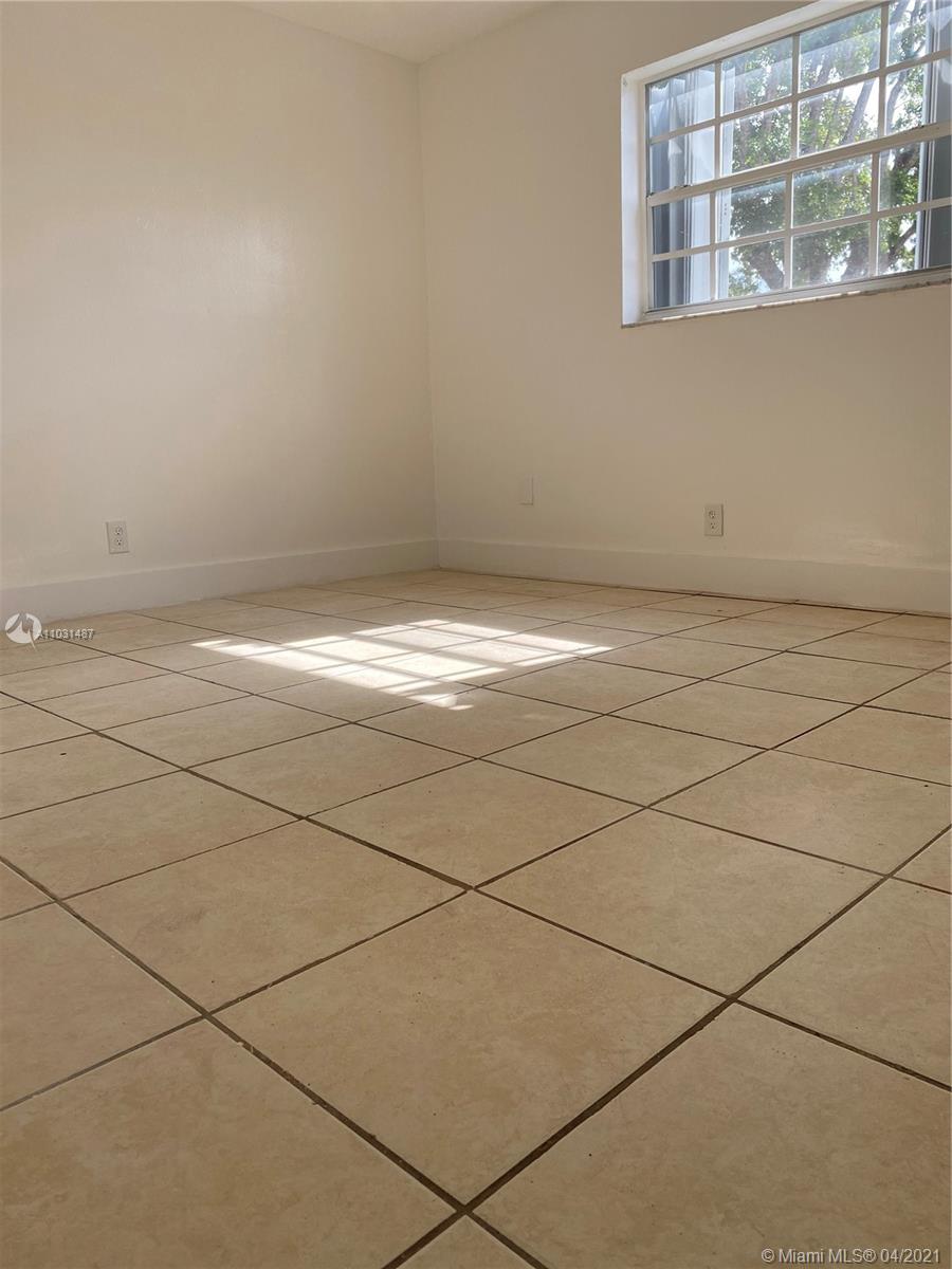 See details / sq. ft. $ 2021-04-22 0 Photo