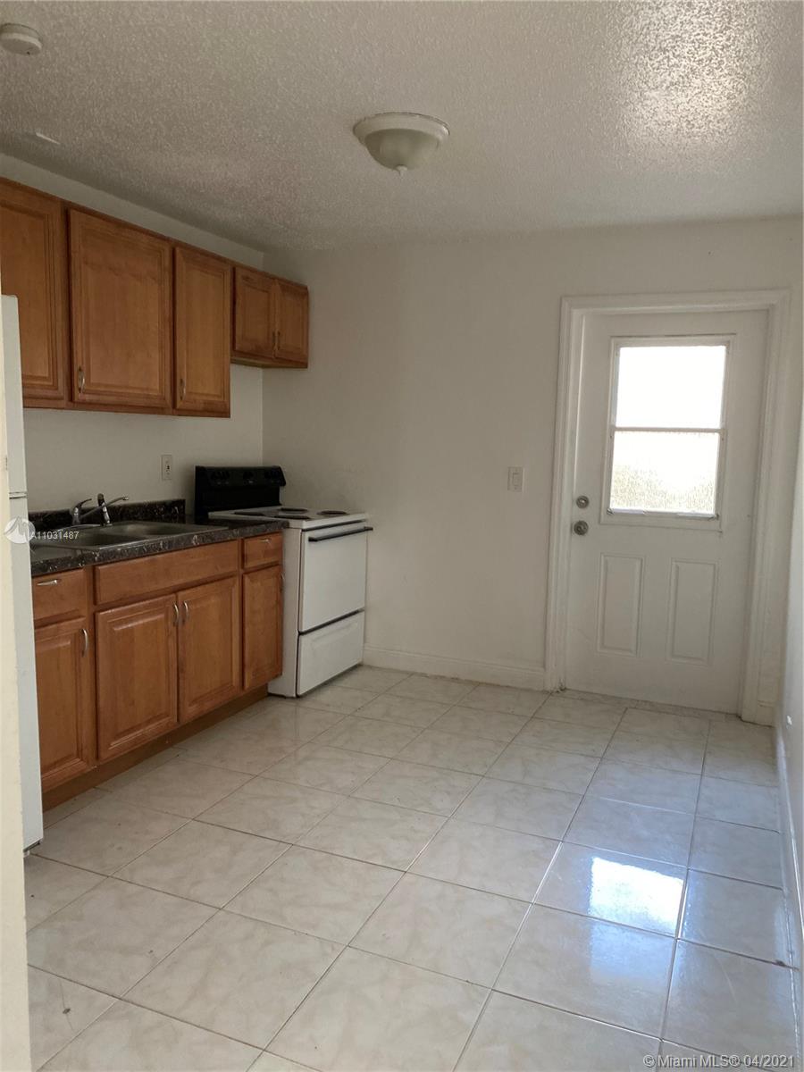 See details / sq. ft. $ 2021-04-22 0 Photo