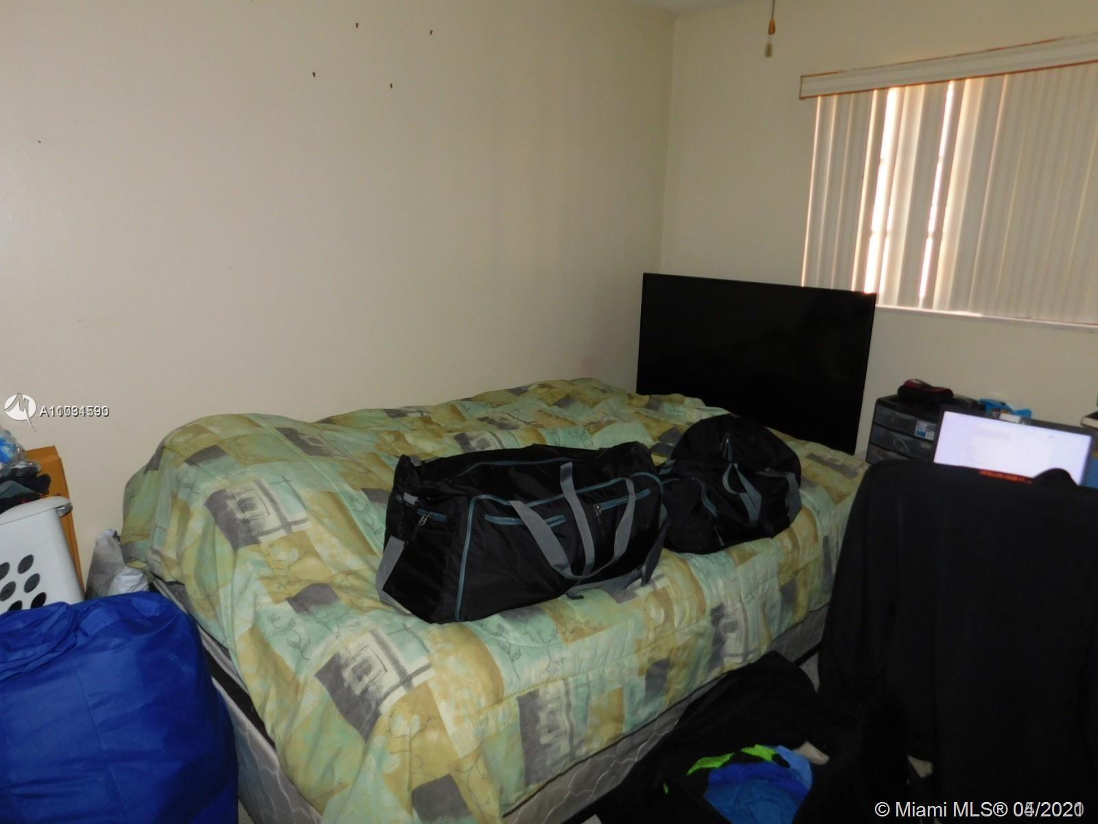 See details / 1640 sq. ft. $ 2021-04-22 0 Photo