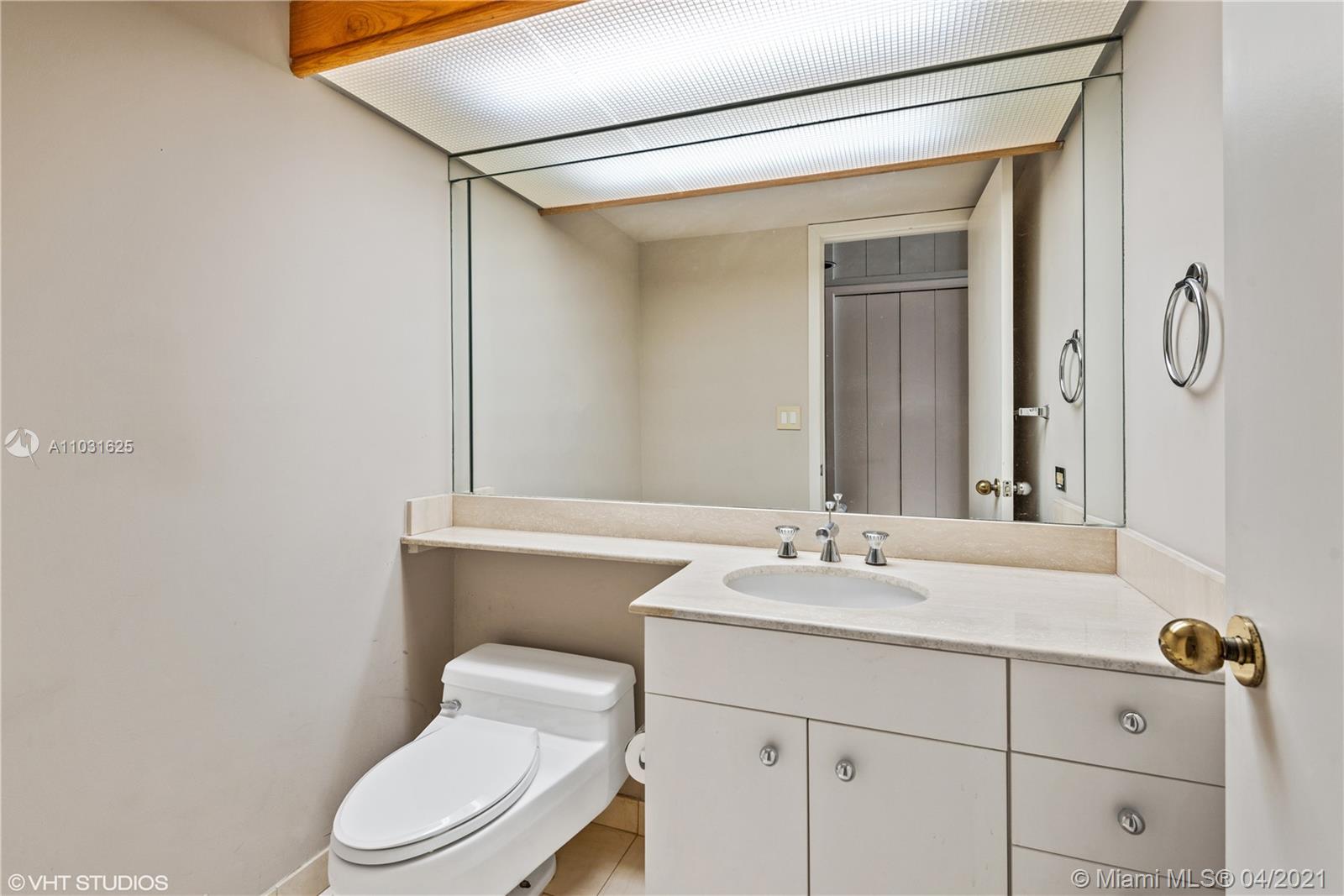 Photo of 19355 Turnberry Way #14C, Aventura, Florida, 33180 -