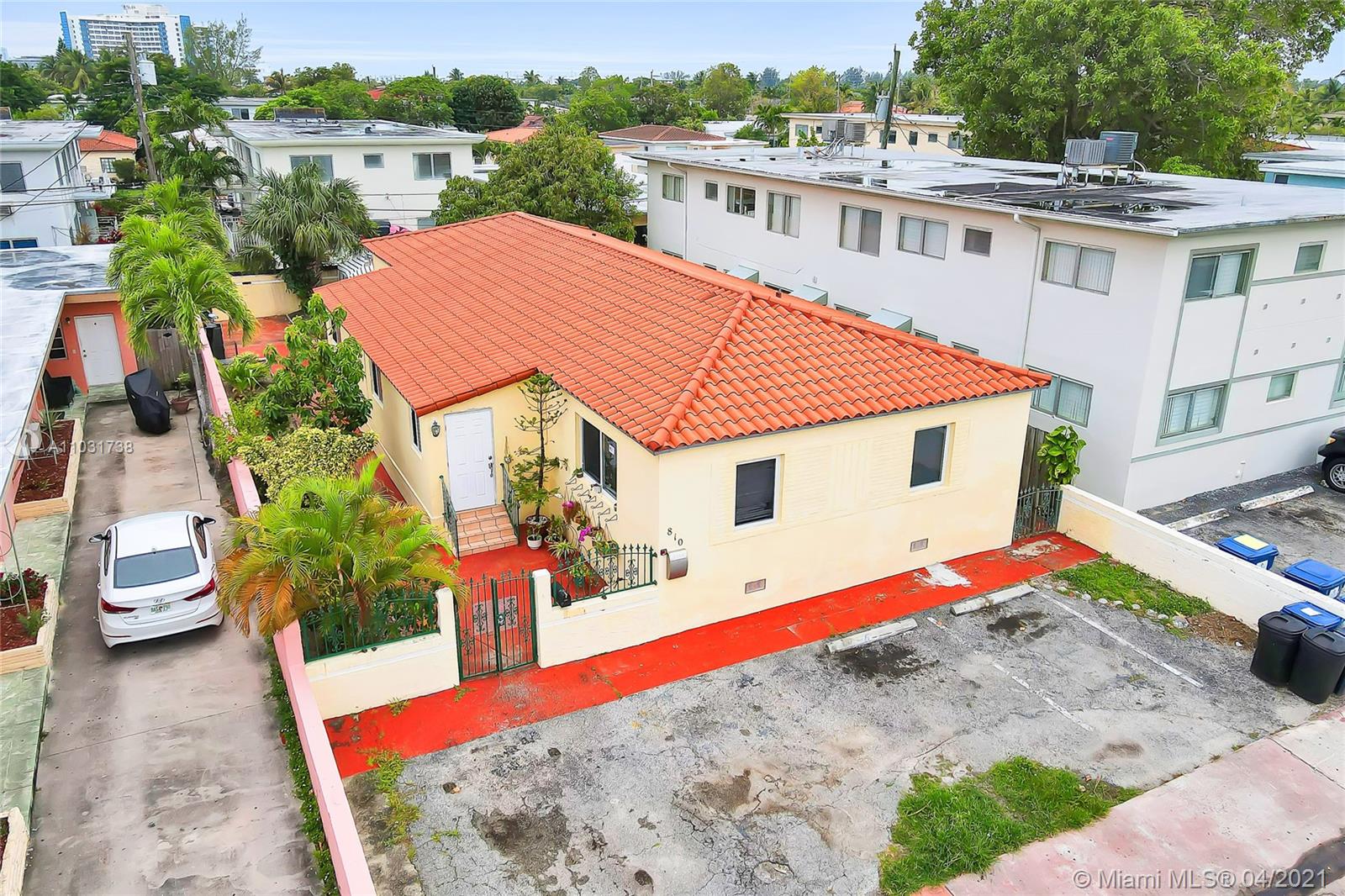 See details / 2210 sq. ft. $ 2021-04-22 0 Photo