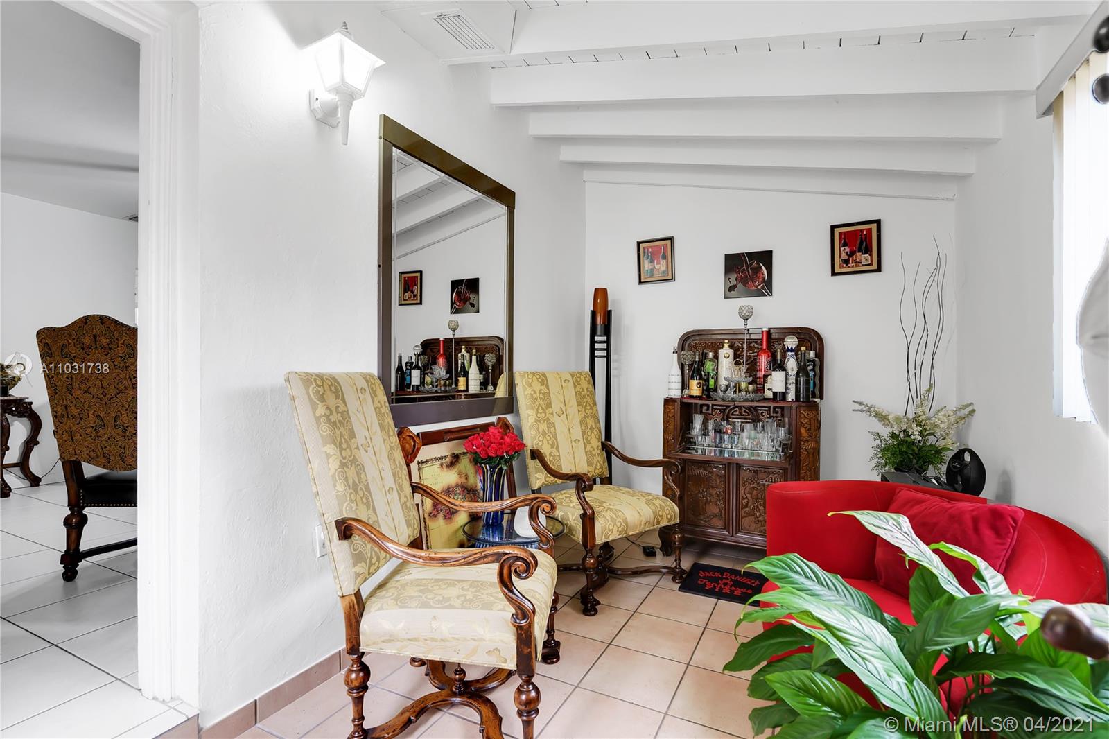 See details / 2210 sq. ft. $ 2021-04-22 0 Photo