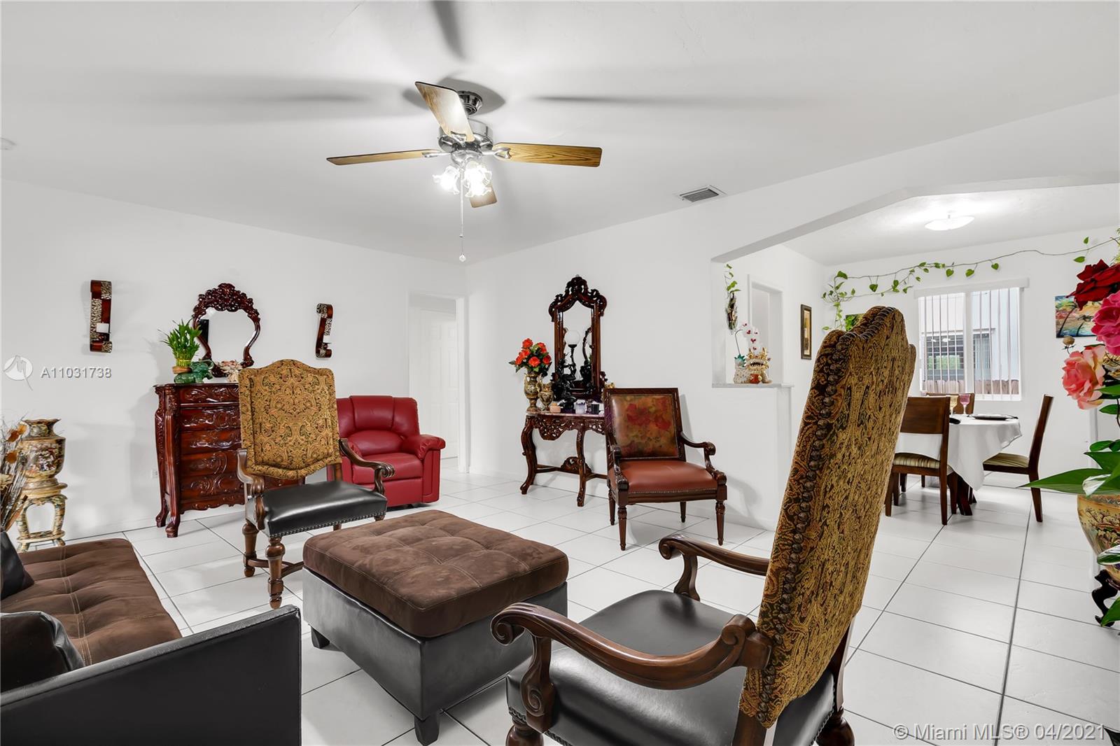 See details / 2210 sq. ft. $ 2021-04-22 0 Photo