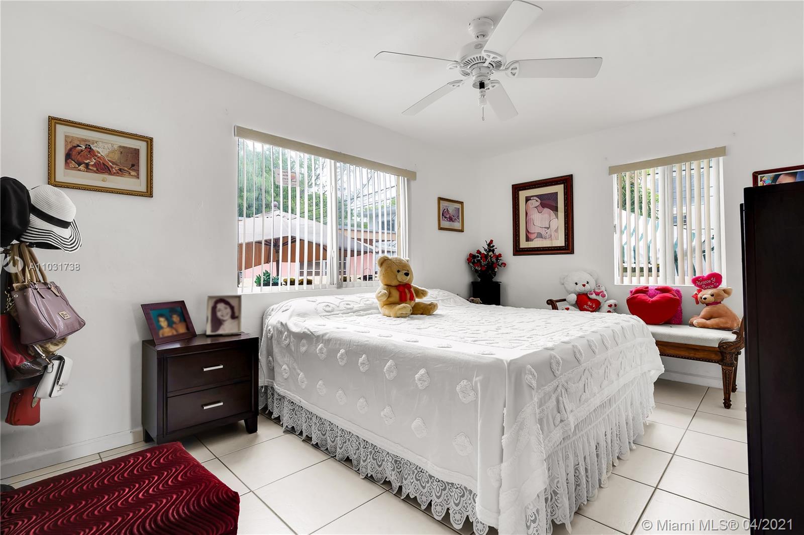 See details / 2210 sq. ft. $ 2021-04-22 0 Photo