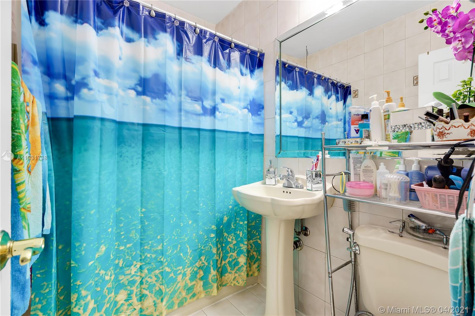 See details / 2210 sq. ft. $ 2021-04-22 0 Photo